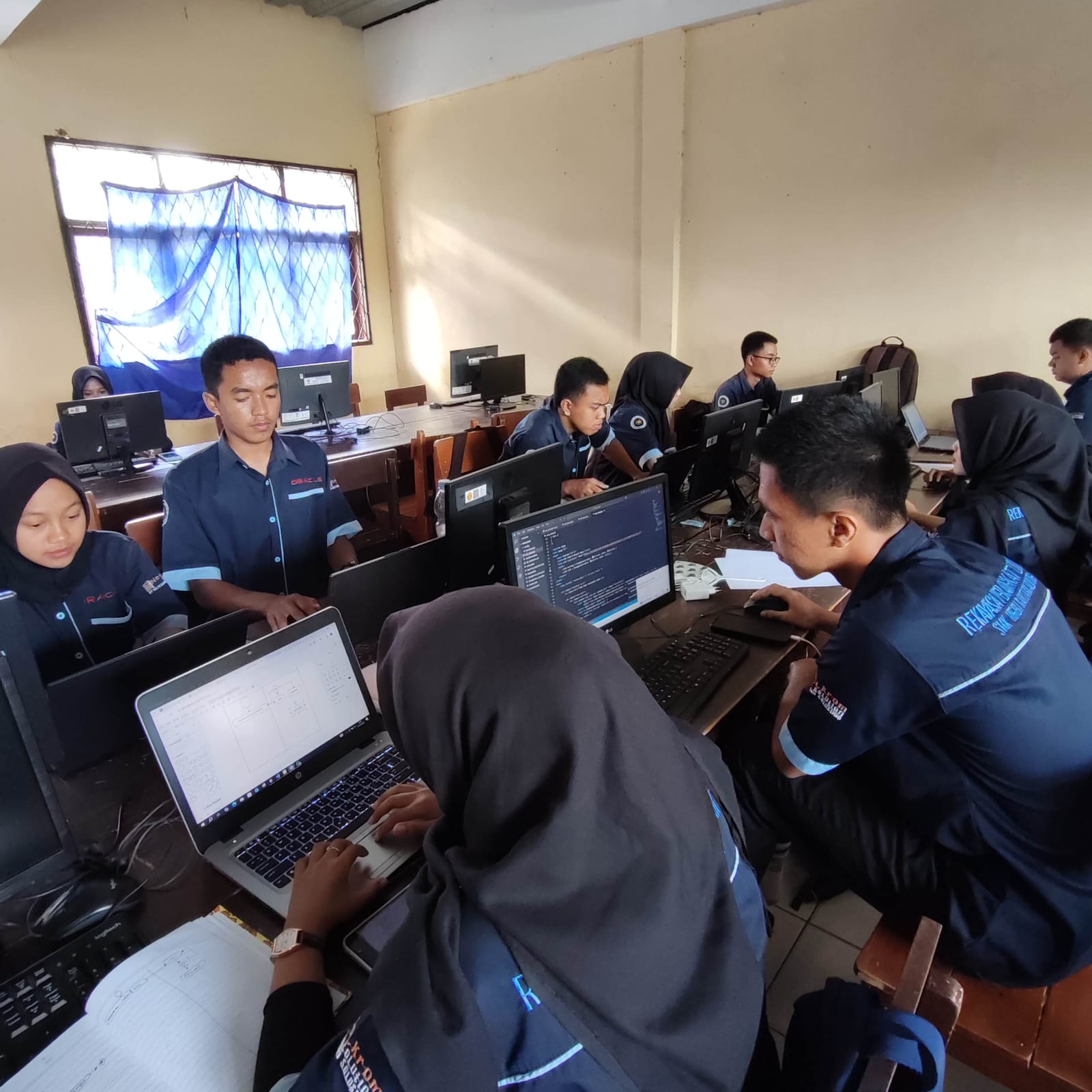 Pembelajaran Di LAB